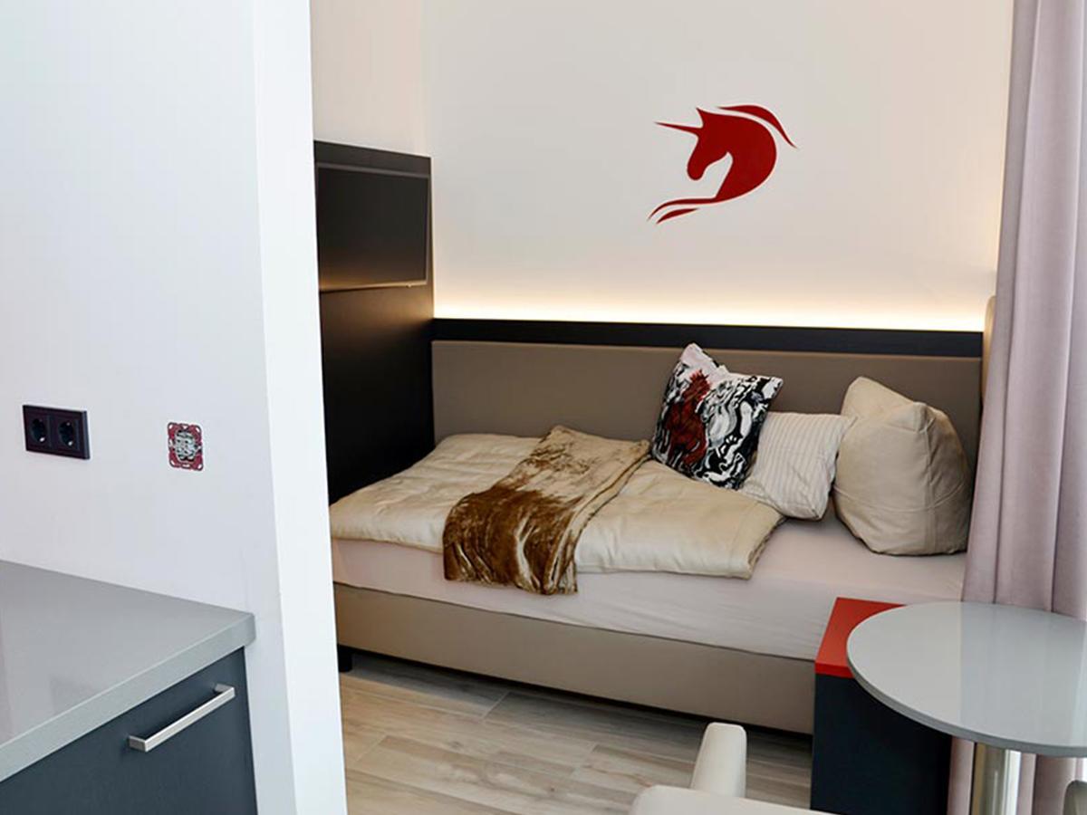 Hotel Rotes Einhorn **** Duren ภายนอก รูปภาพ